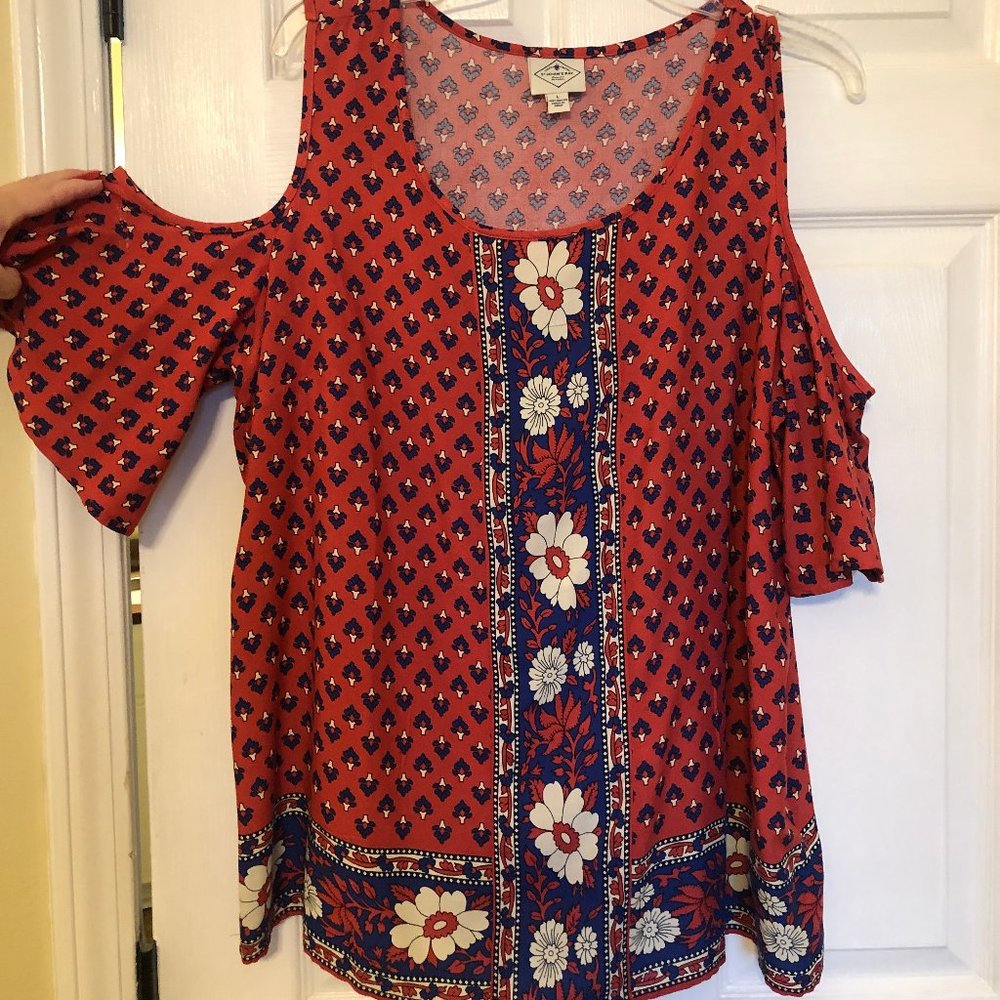 NWOT St John's Bay Cold Shoulder Round Neck Elbow Sleeve Peasant Top